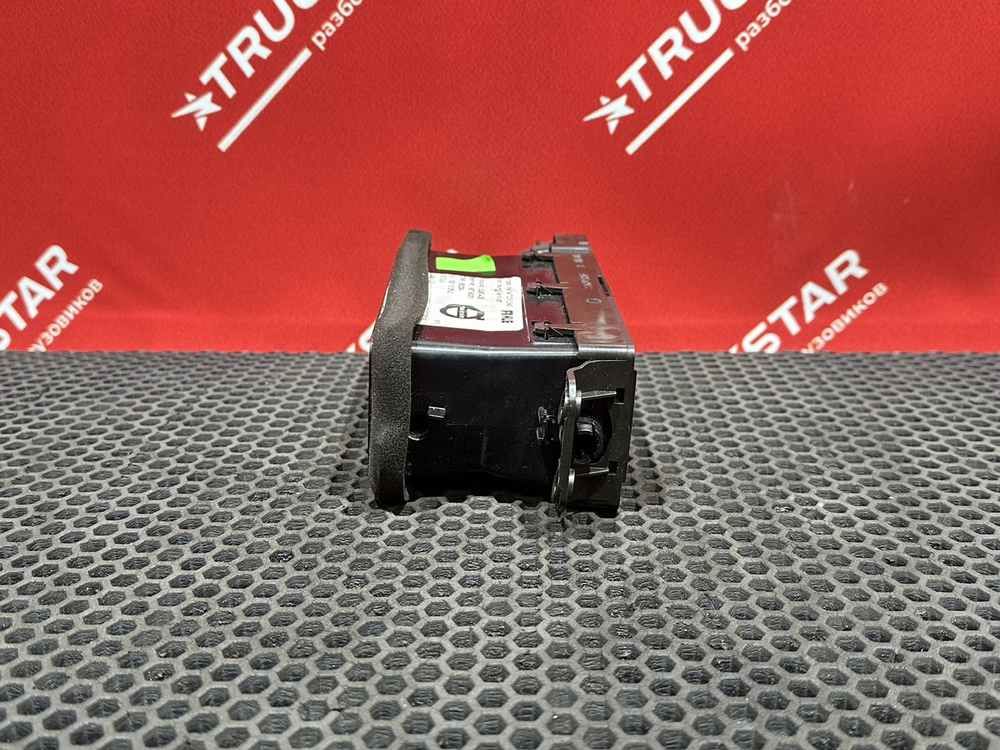 Дефлектор воздушный