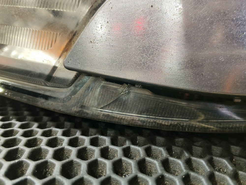 Фара левая 2020г