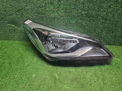 Фара правая Hyundai Solaris 1 (2014-2017) галоген