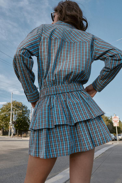 ZARA КОРОТКОЕ ПЛАТЬЕ В КЛЕТКУ С ВОЛАНАМИ И ПОЯСОМ, КОРИЧНЕВО-СИНИЙ