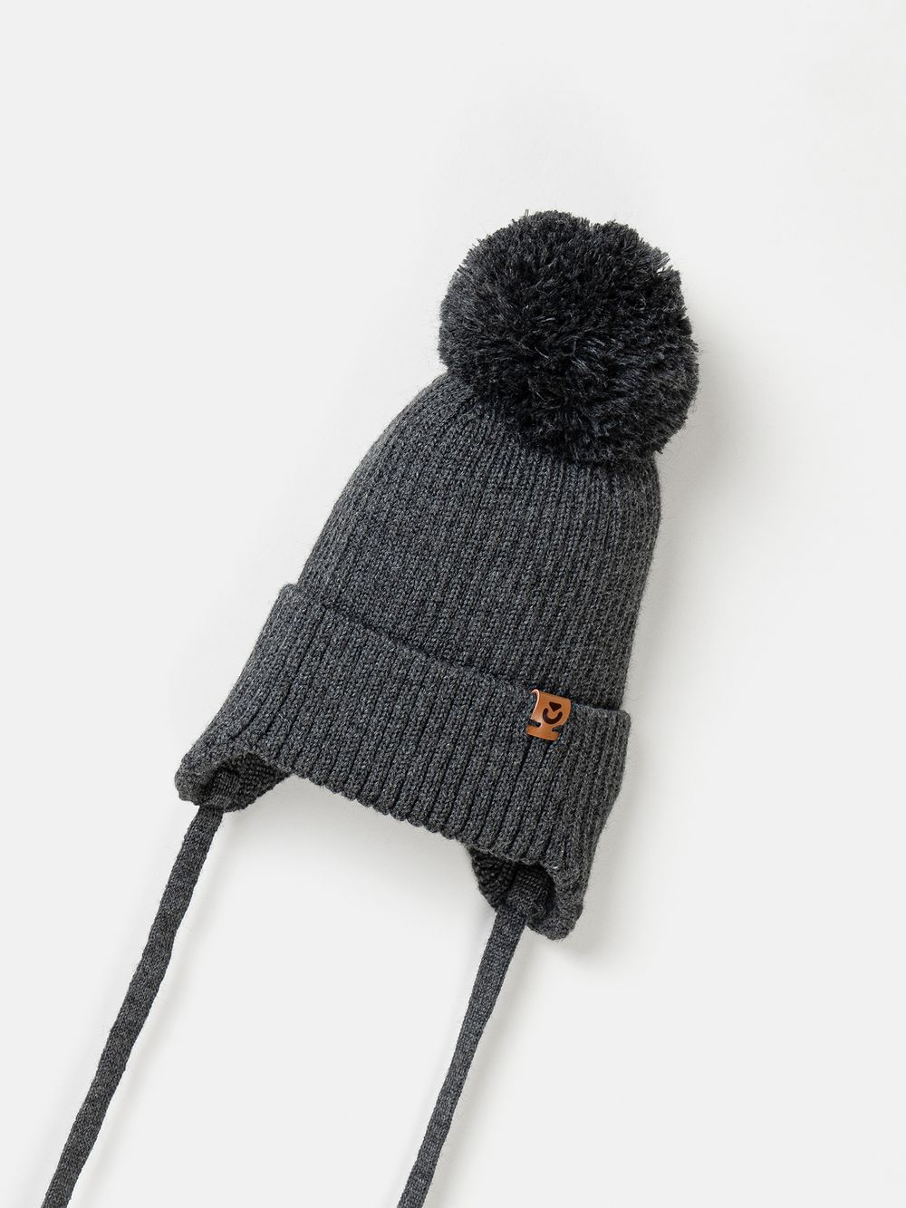 Шапка из смесовой шерсти "Графит" на завязках