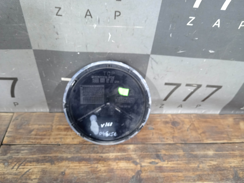 Эмблема решетки радиатора Mercedes GLE (V167), GLC (X253) 18-нв Б/У Оригинал A0008800100