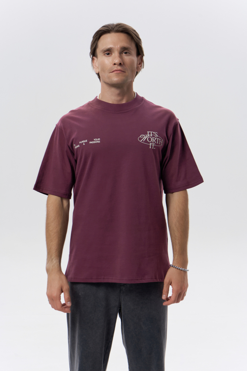 Футболка worth