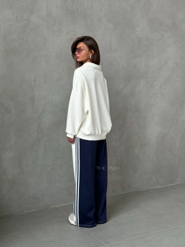 Молочный хлопковый свитшот с воротом на молнии