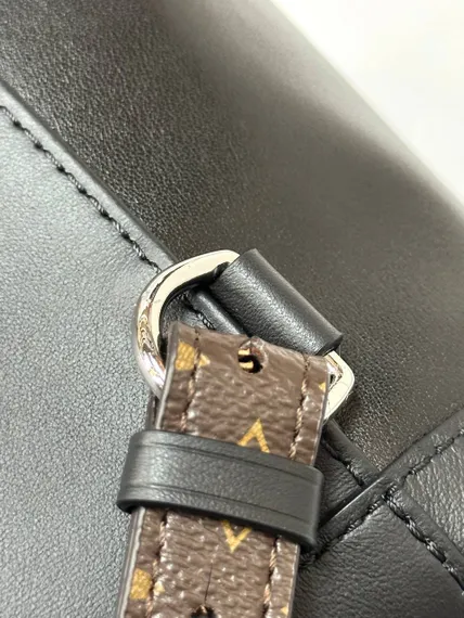 Рюкзак Louis Vuitton Montsouris Vibe PM