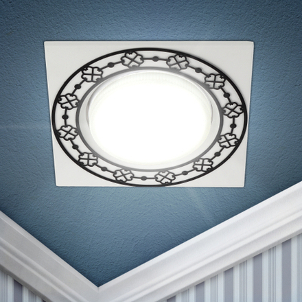 Светильник встраиваемый ЭРА KL78 WH/BK под лампу GX53 квадратный белый/черный