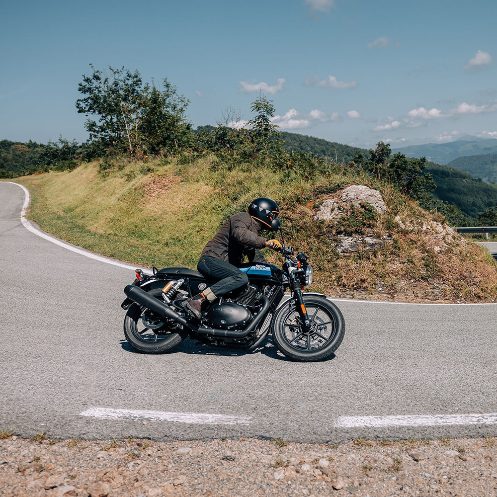 Royal Enfield Continental GT 650 Slipstream Blue (Black Alloy) 2024