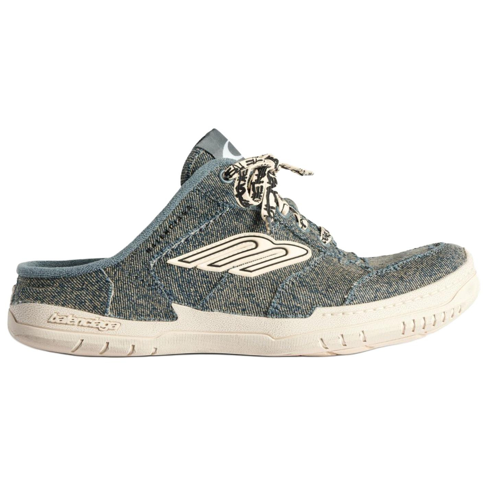 Balenciaga Closed Toe Slippers Women"s