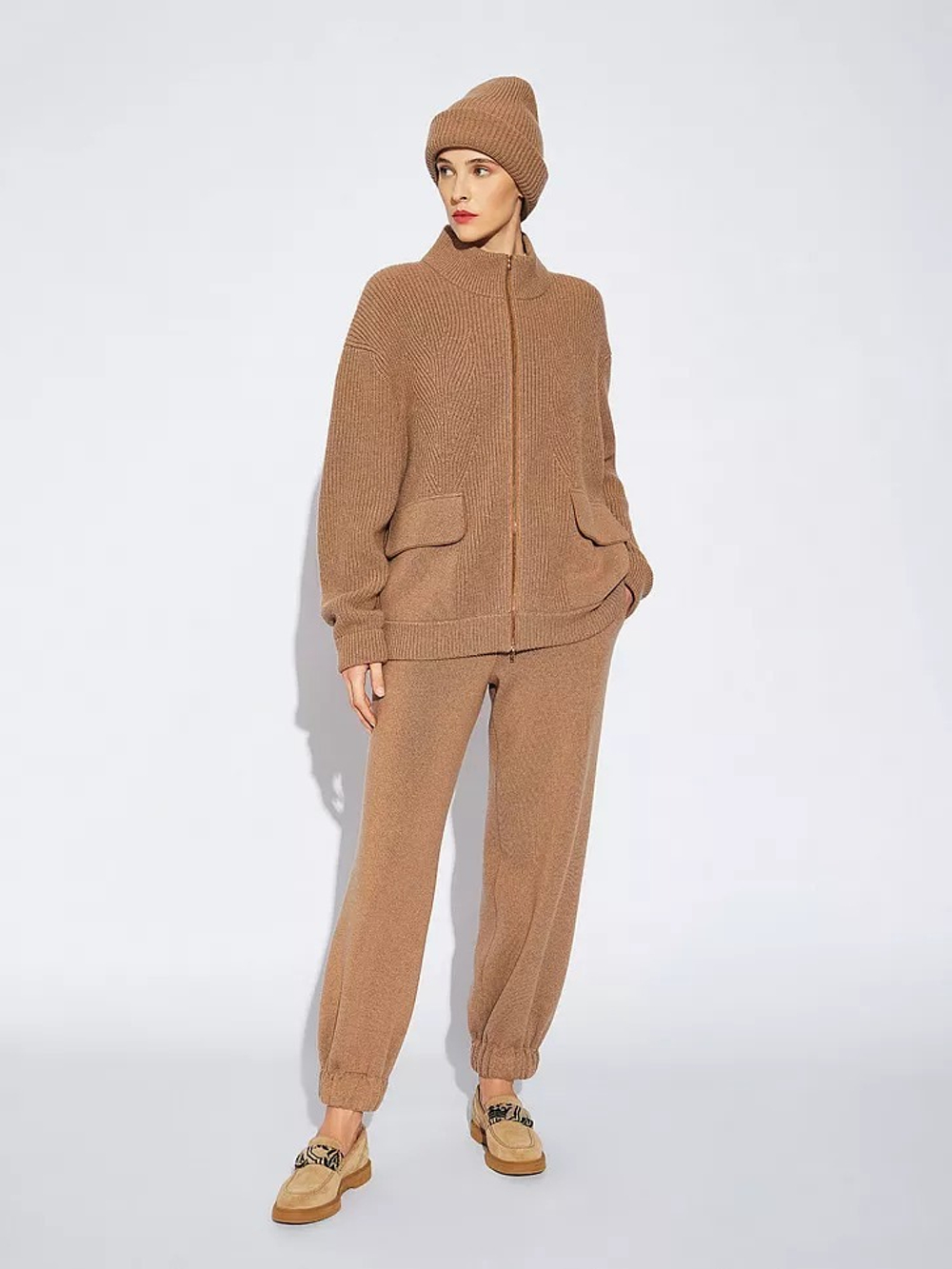 Шапка женская FREE AGE