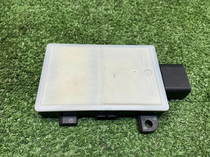 Датчик слепых зон левый VW Touareg 3 (2018-н.в.)