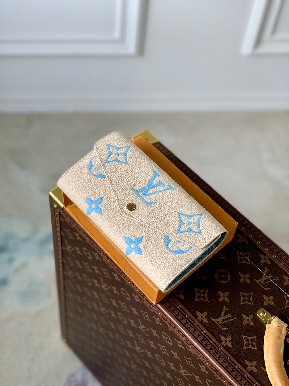 Louis Vuitton Sarah Wallet