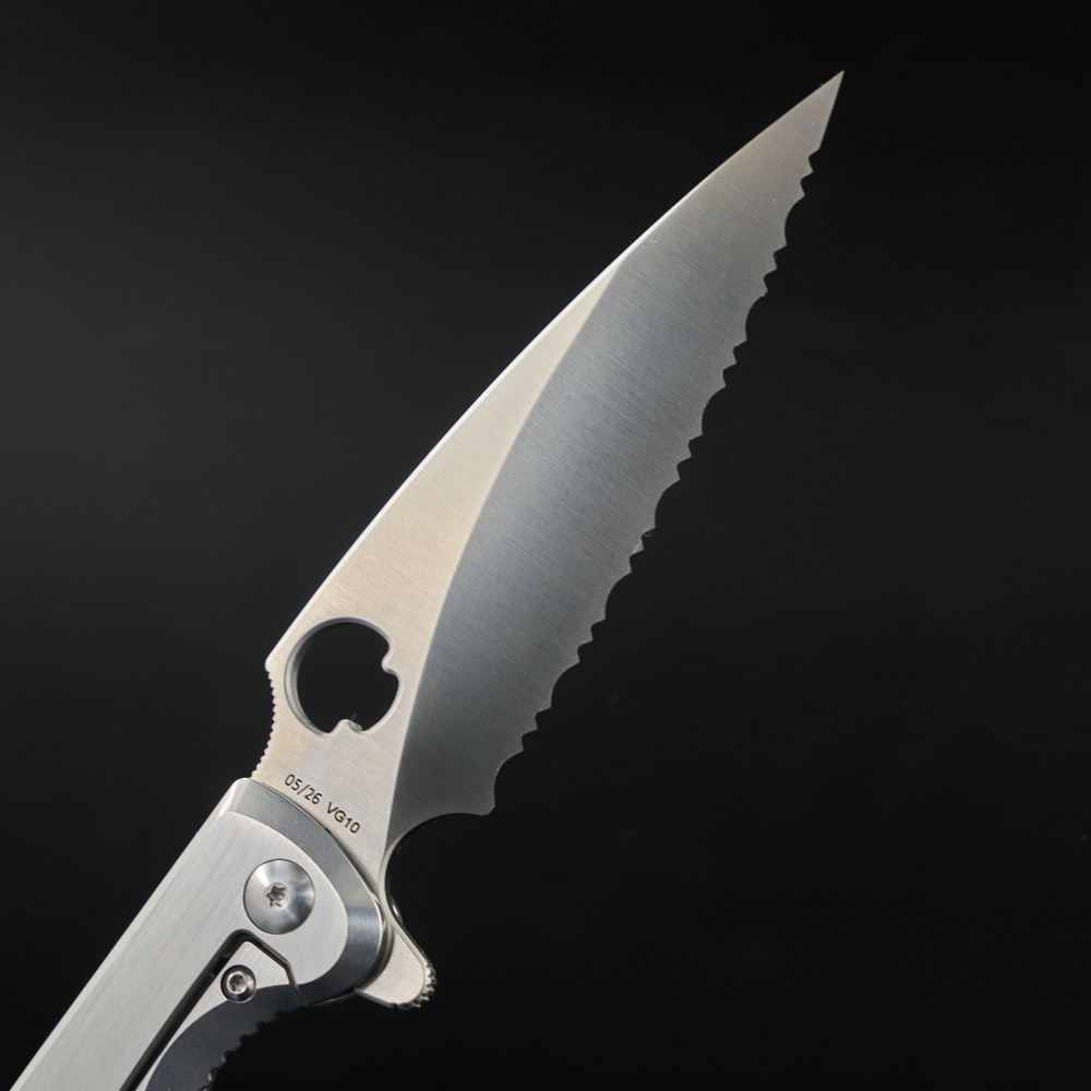 Нож складной Daggerr Sting Framelock Satin Serrated VG10