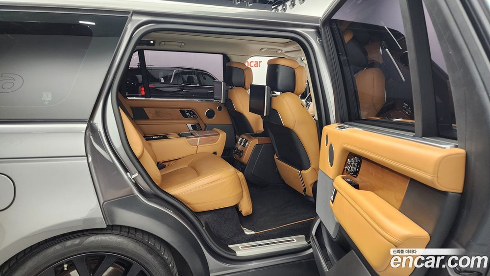 Land Rover Range Rover 4 Generation 4.4 SDV8 AB LWB Дизель (12.2019)