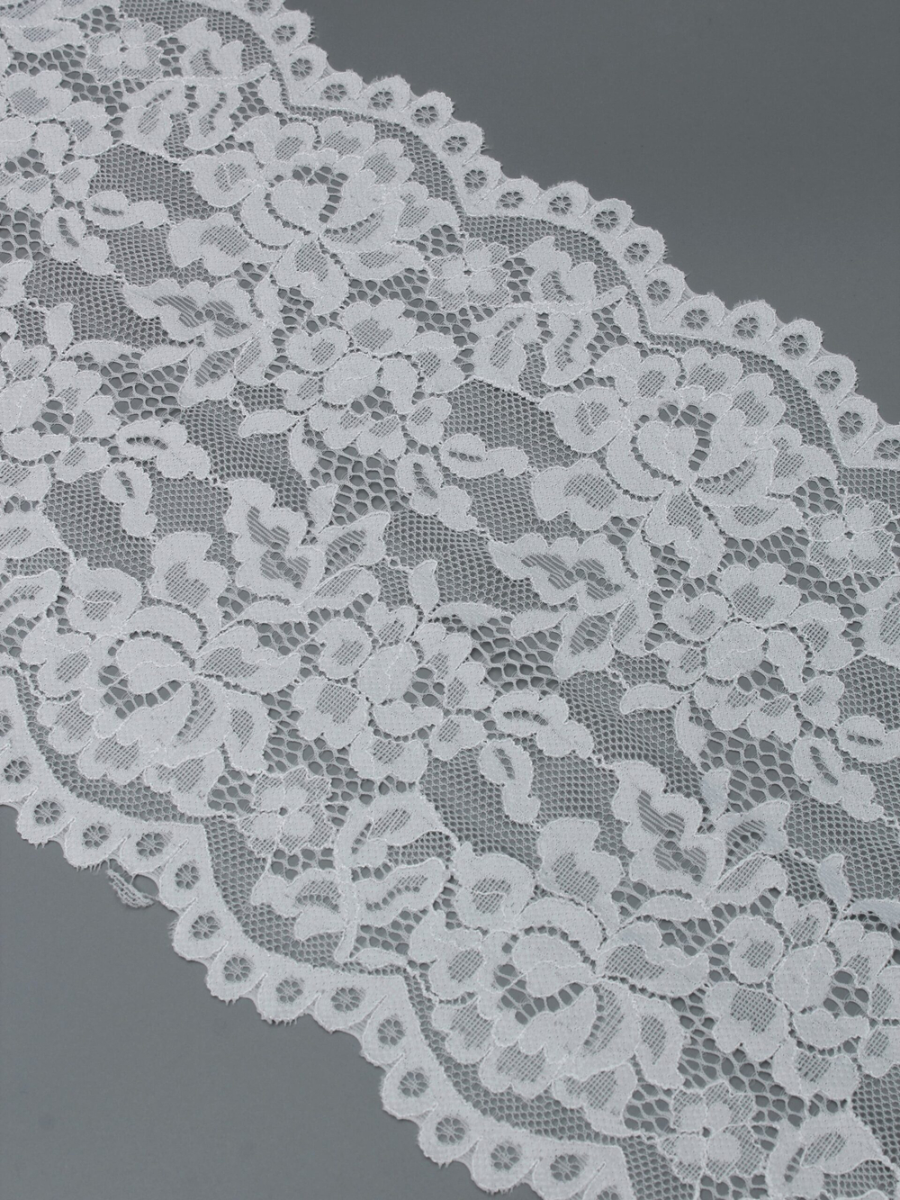 Эластичное кружево теплое белое ширина 22 см