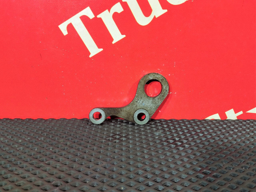 Кронштейн двигателя