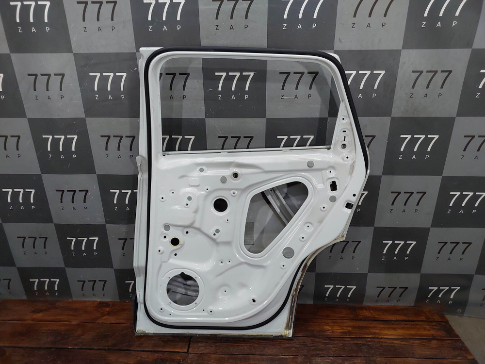 Дверь задняя правая Skoda Karoq 17-нв Б/У Оригинал 575833052H