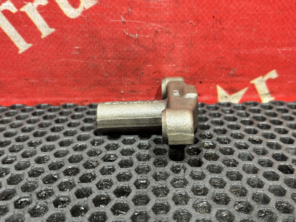 Коромысло клапана 2021г.