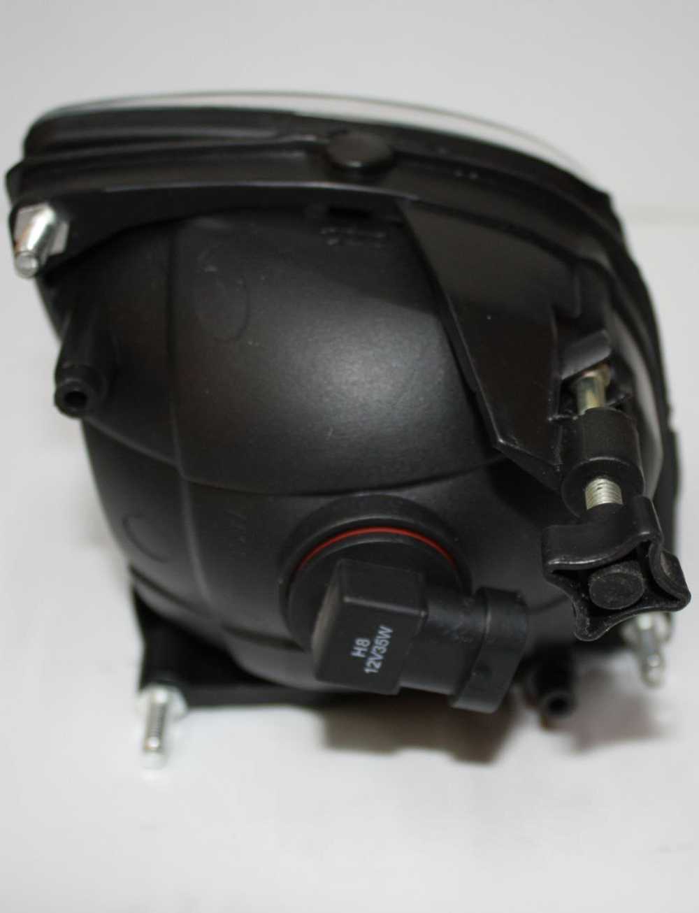 Фара противотуманная передняя правая T113732020 Chery Tiggo