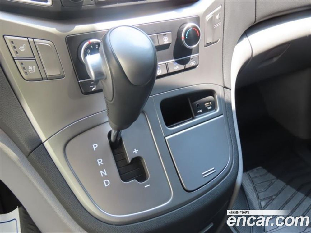 Hyundai The New Grand Starex Van 5인승 (04.2021)