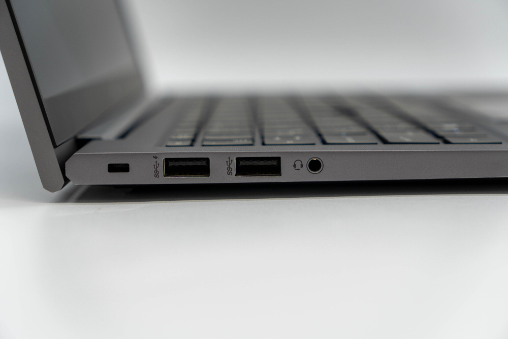 Ноутбук HP ZBook Firefly 14 G8 ( i7-1185G7 )