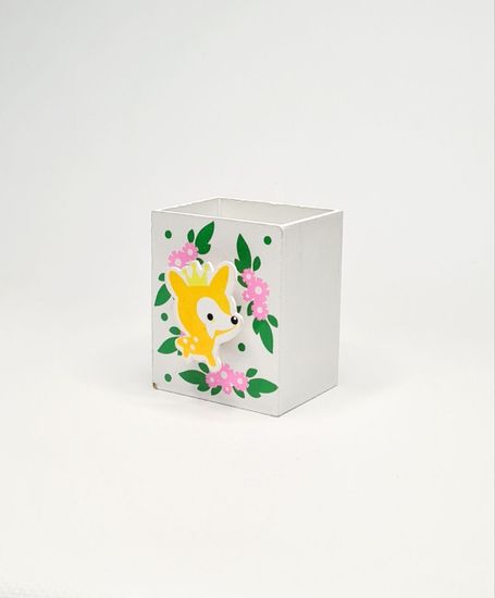 Подставка для ручек из дерева, замок