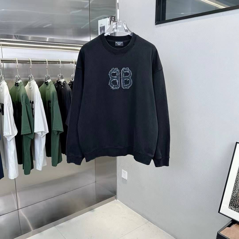 Свитшот Balenciaga