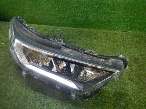 Фара правая Toyota RAV4 5 XA50 (2018-н.в.) LED
