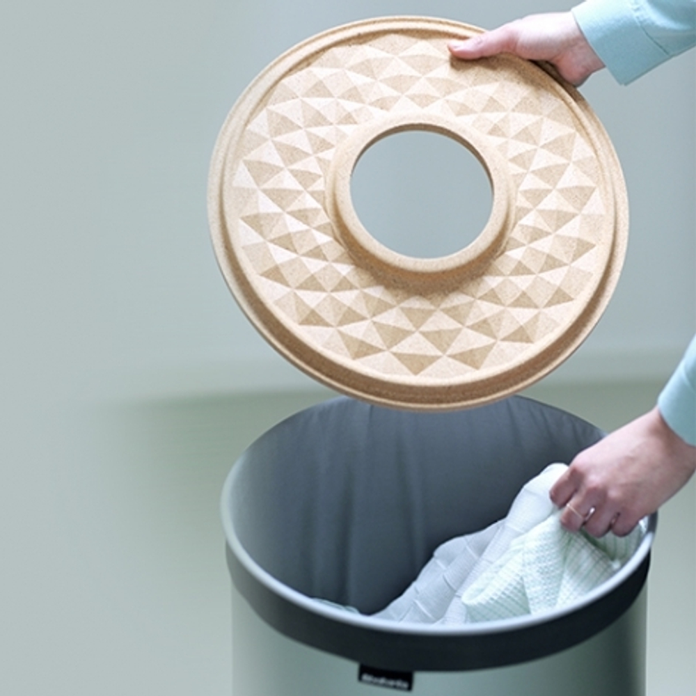 Корзина для белья 60л Brabantia мятный металлик фото