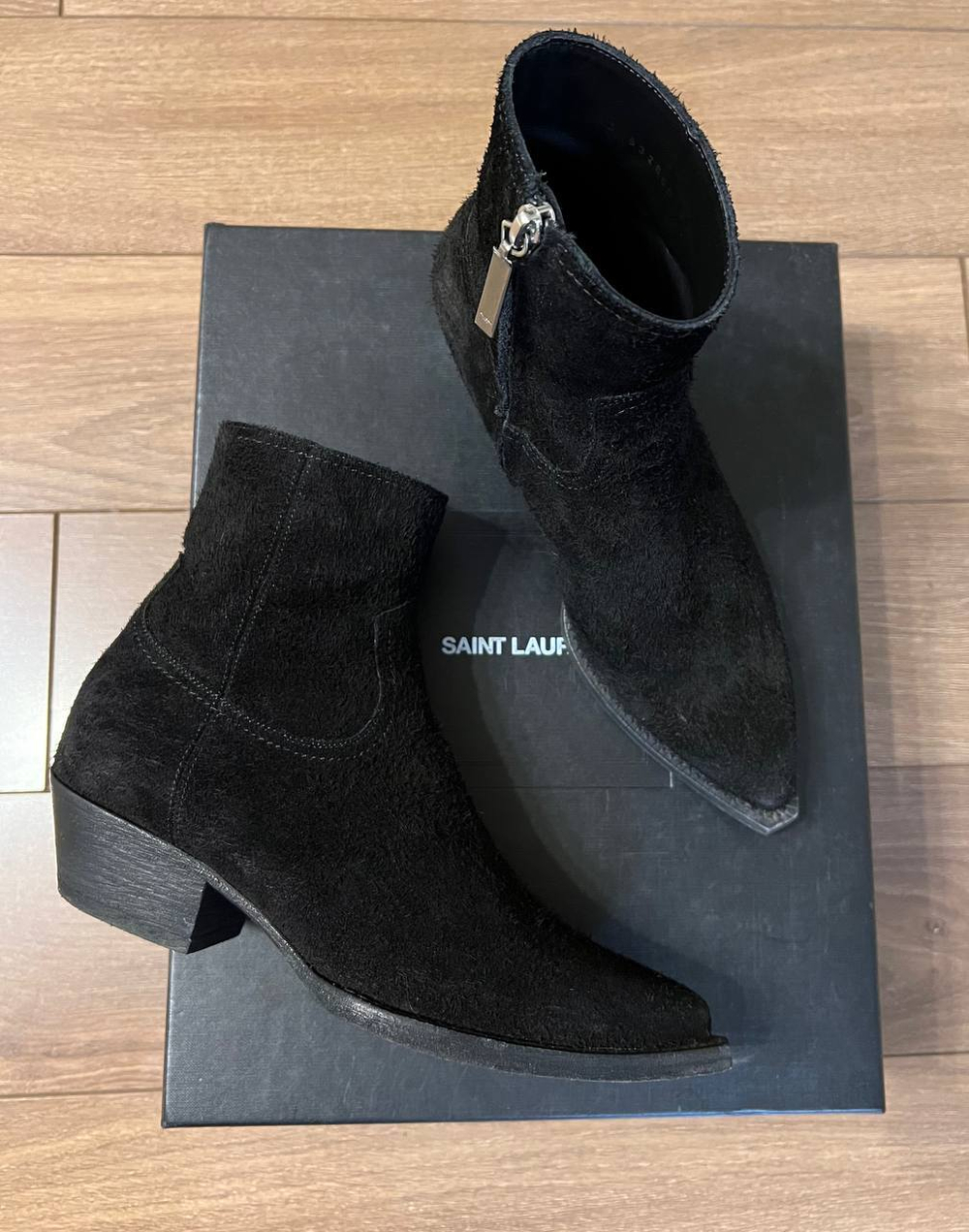 Казаки Saint Laurent