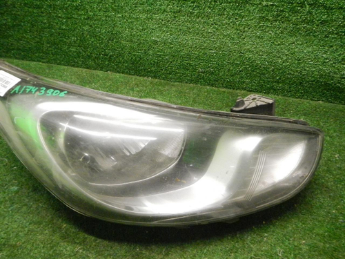 Фара правая Hyundai Solaris 1 (2010-2014) галоген
