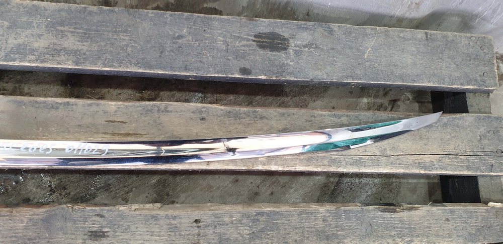 Молдинг крышки багажника Mercedes E-Class (W213) 16-20 Б/У Оригинал A2137570000