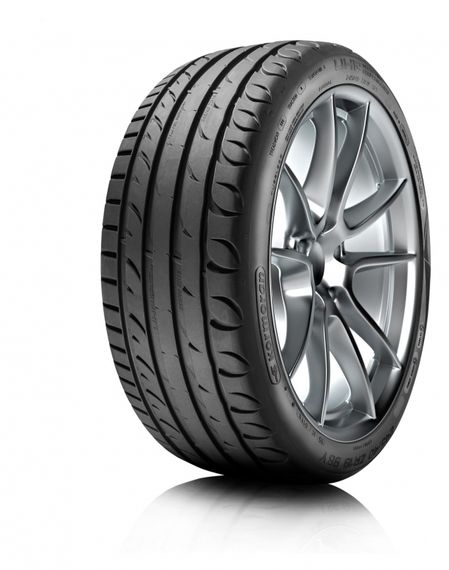 Kormoran Ultra High Performance 235/55 R18 100V