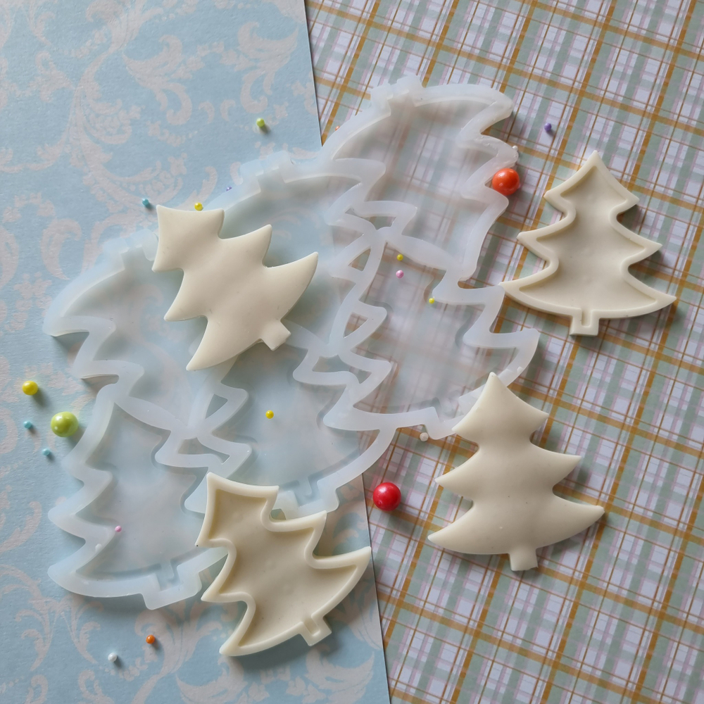 Силиконовая форма для леденцов «Елочки  погремушки 3 в 1»