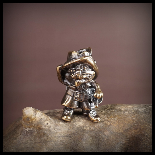 Темлячная бусина "Кот в сапогах" для ножей , бронза