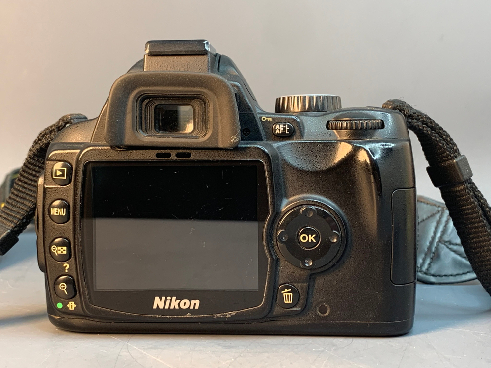 Фотоаппарат Nikon D60 + Объектив Nikon 18-55mm DX ED II