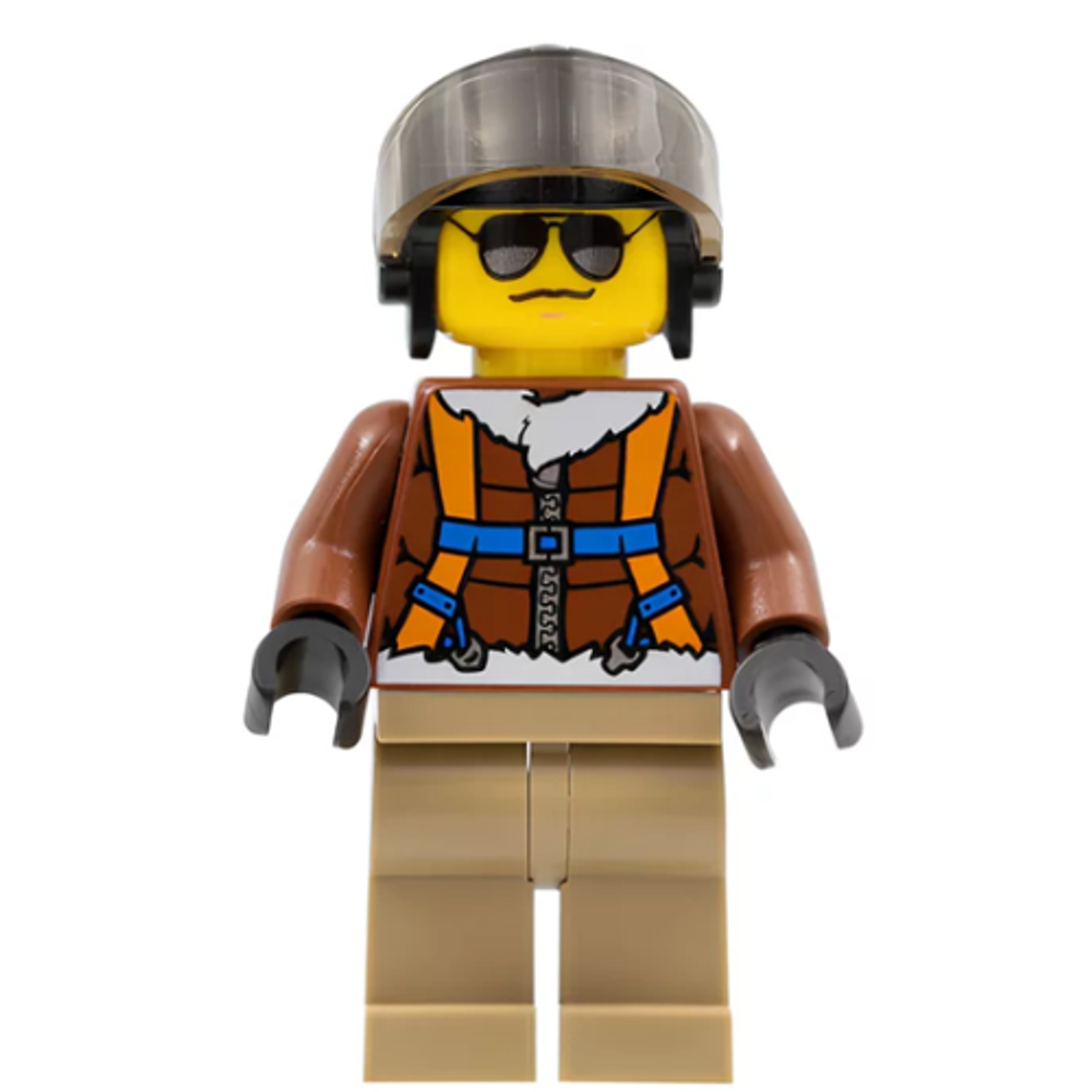 Арктический пилот вертолета cty0490