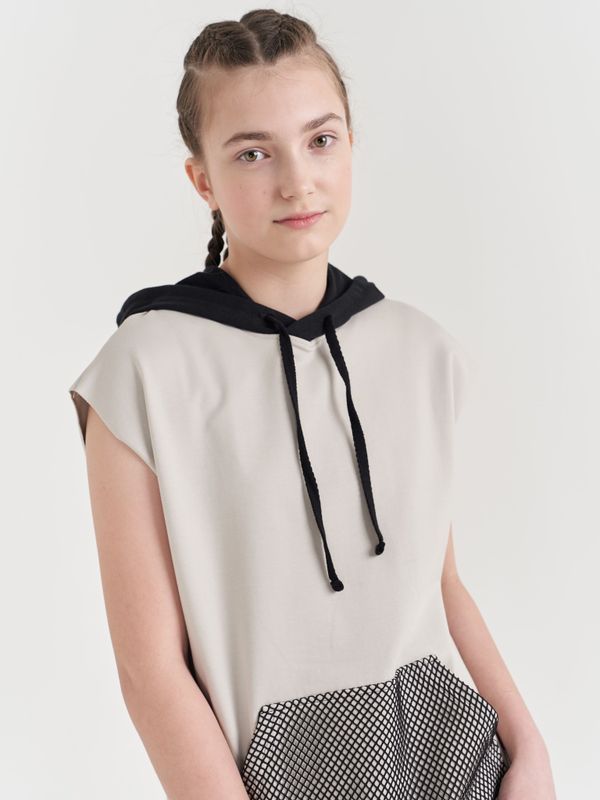 Футболка с капюшоном 