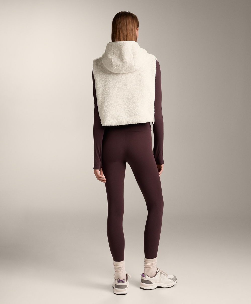 Oysho Жилет из искусственной овчины с капюшоном, экрю