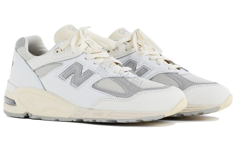 Кроссовки New Balance Nb 990 V2 "Sea Salt"