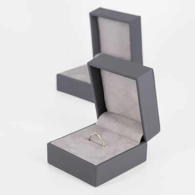 Футляр с оклейкой, серия "МАЭСТРО", 60х65х36 мм