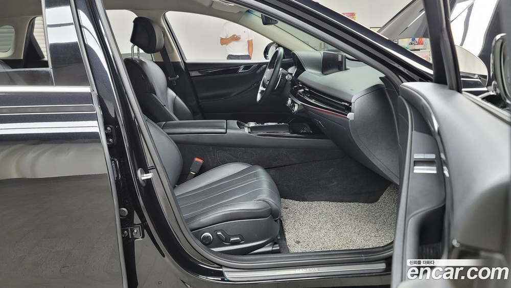 Genesis G80 (RG3) Бензин 2.5 Turbo AWD (06.2021)