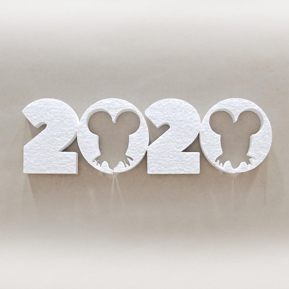 2020 с мышью из пенопласта цифры