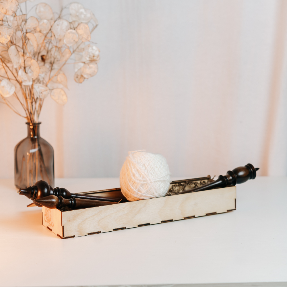 Набор из 3х веретен в подарочном органайзере, коробке. OV4.