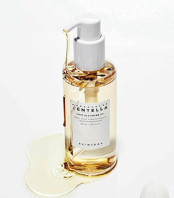 Успокаивающее гидрофильное масло с центеллой SKIN1004 Madagascar Centella Light Cleansing Oil, 200 мл