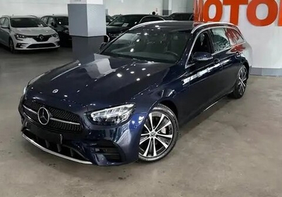 Mercedes-Benz E 230