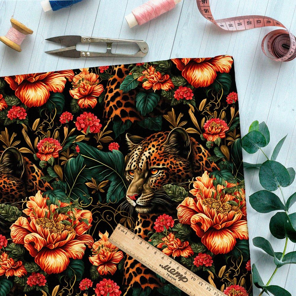 Ткань мембрана пантера в цветах