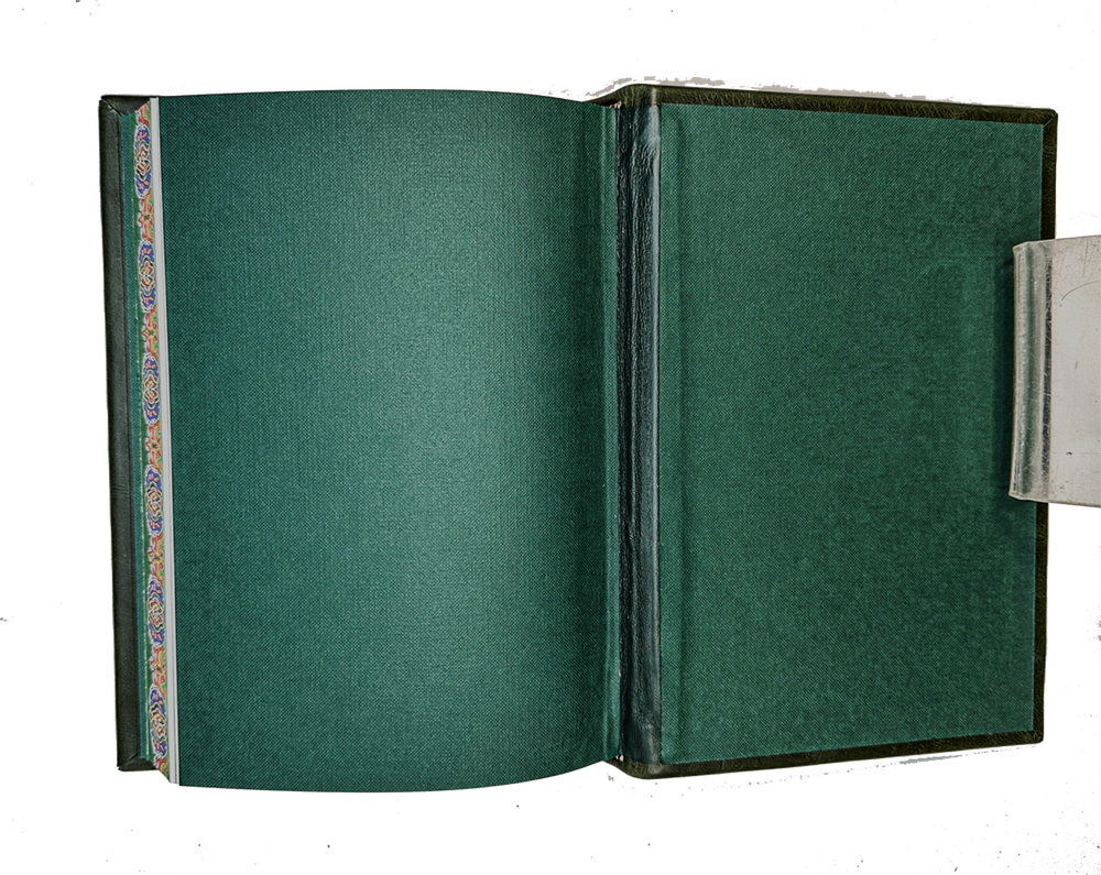 Коран. Священная книга мусульман. Подарочное издание на арабском языке, Москва.  2019 г.