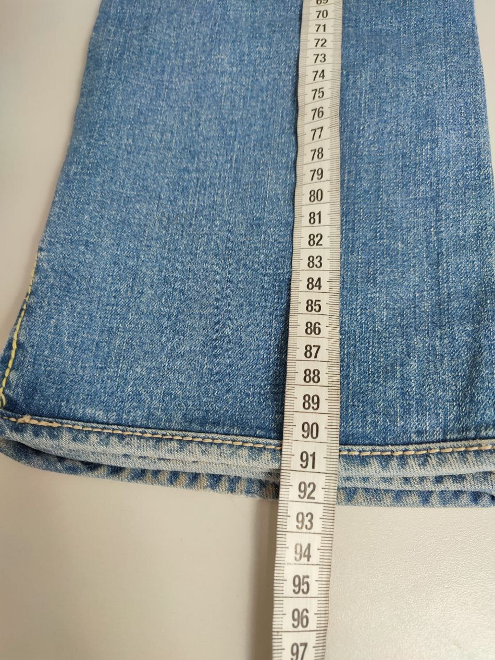 Джинсы Bts  стильные  на 12 лет