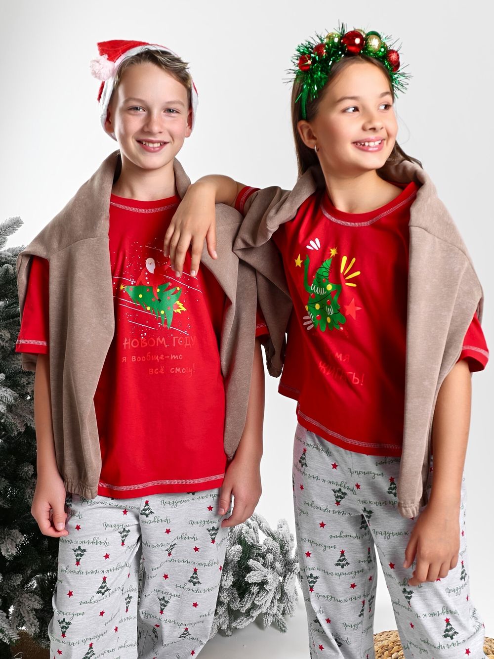 Костюм для девочки Праздник-1.1 Виотекс КРАСНЫЙ