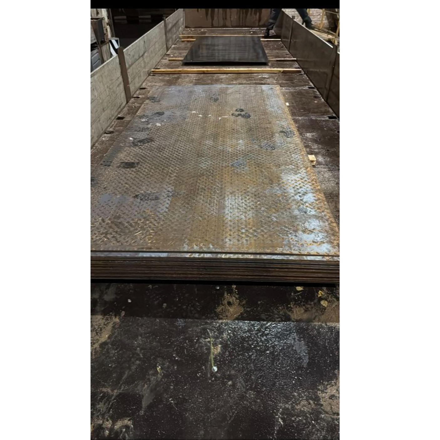 Поставка стальных листов